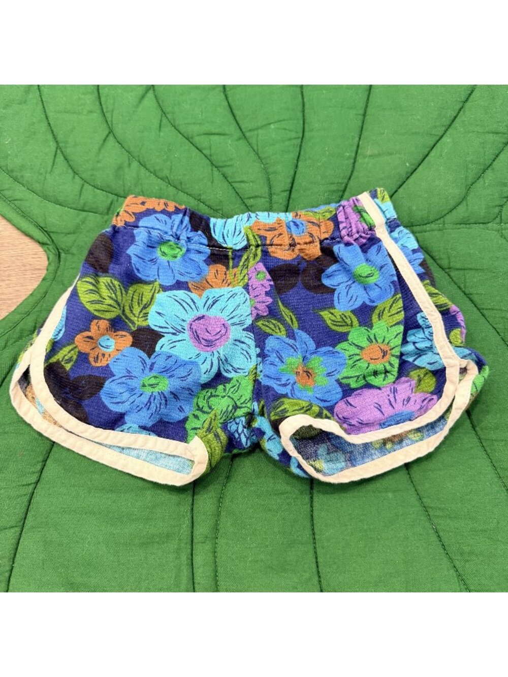 Elli-O Hawaii 3T Vintage Hawaiian Fabric Handmade Retro Shorts